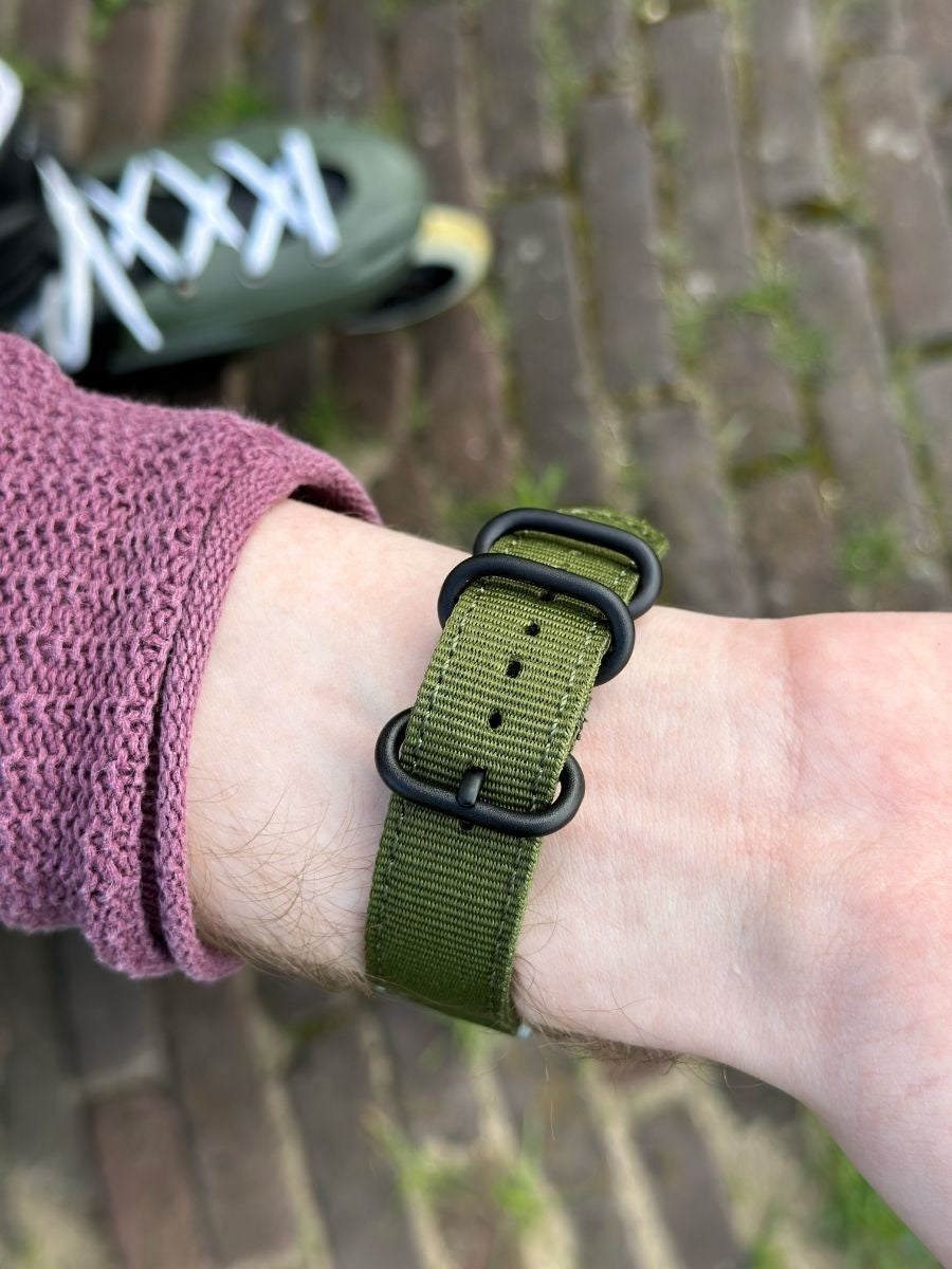 Fossil Gen 4 Explorist (HR) Nylon Strap with Buckle (Green)