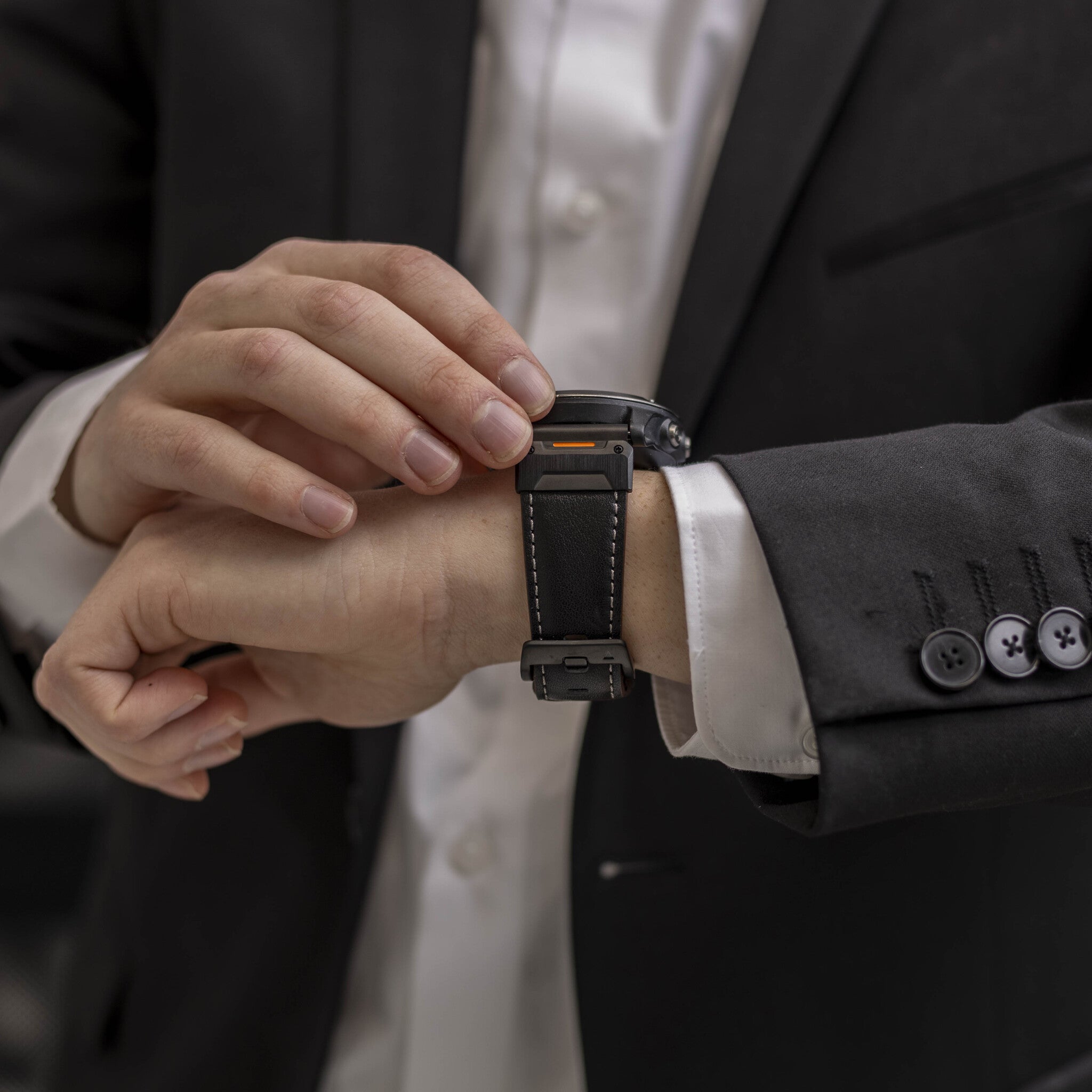 Garmin Tactix 8 - 47mm Genuine Leather Strap (Black)