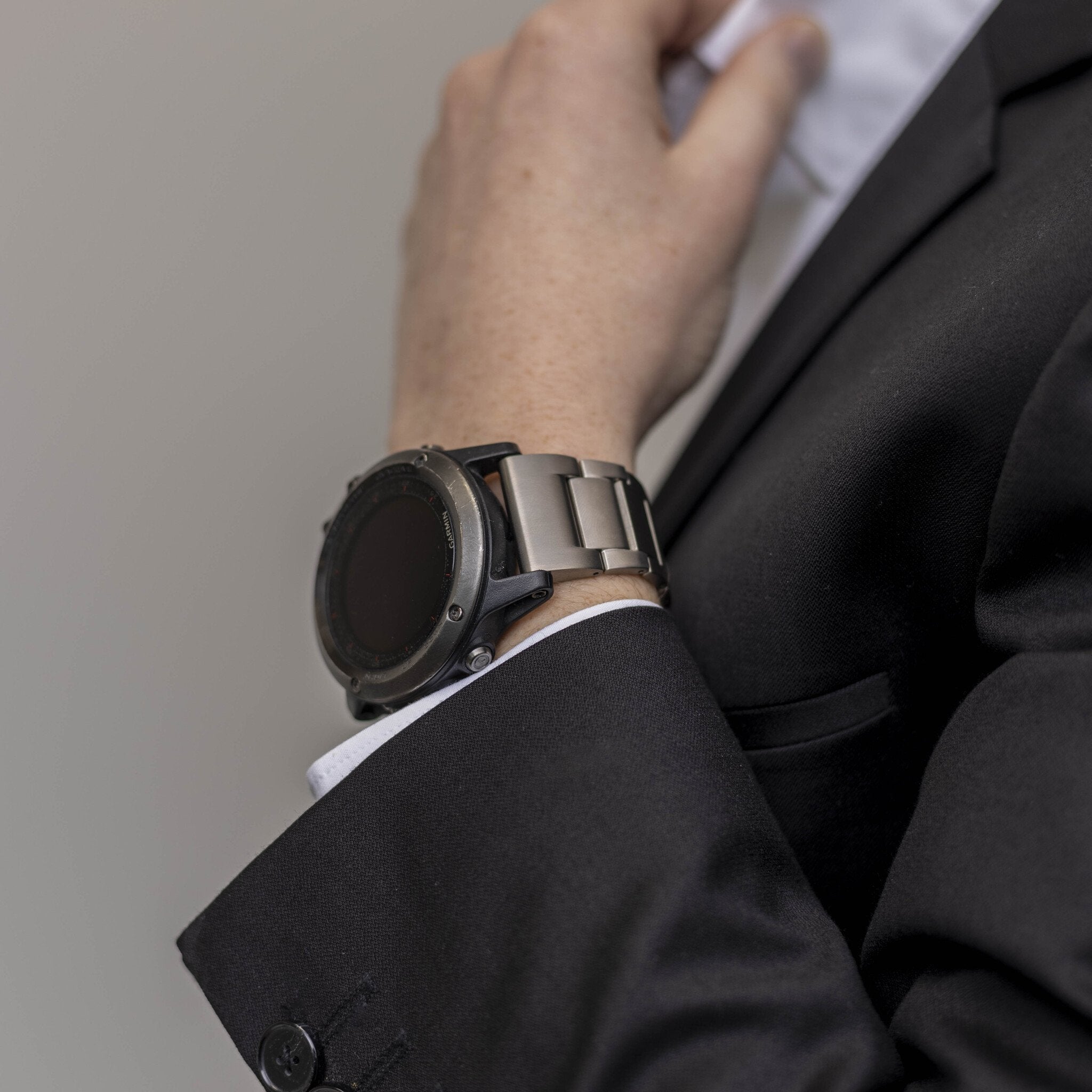 Garmin Descent MK3i - 51mm Magnetic Titanium Strap (Silver)