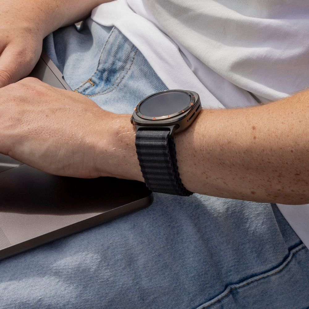 Samsung Galaxy Watch Ultra Outdoor Nylonarmband (Schwarz)