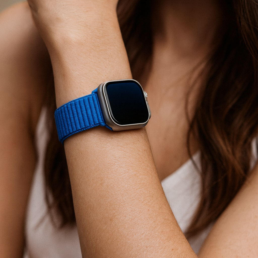 Strap-it Apple Watch Wave Nylon Strap (Royal Blue)