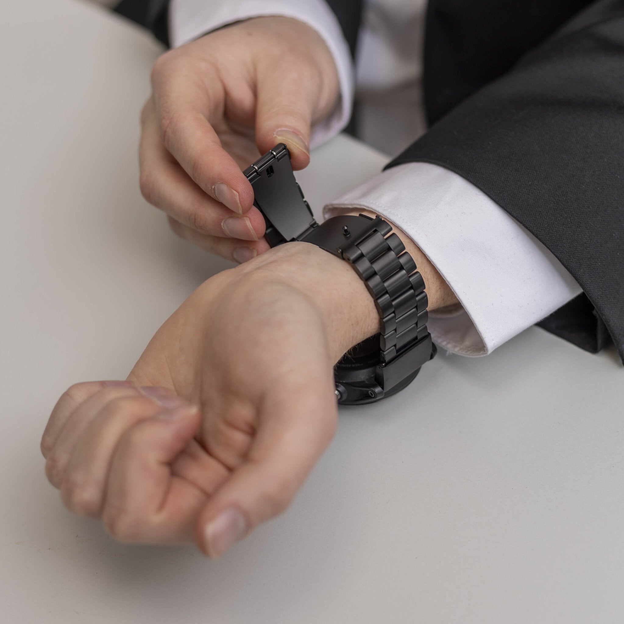 Bandz Garmin Descent MK3i - 51mm Stahlarmband 'Classic' (Schwarz)