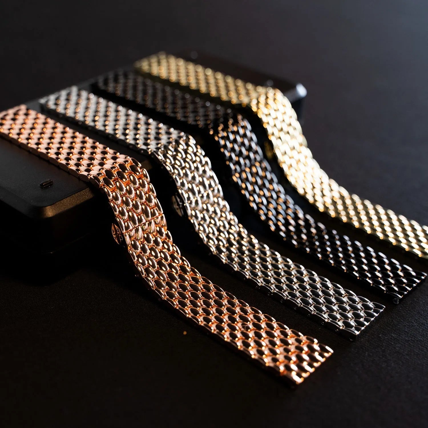 Coros Pace 3 Dragon Stahlarmband (Roségold)