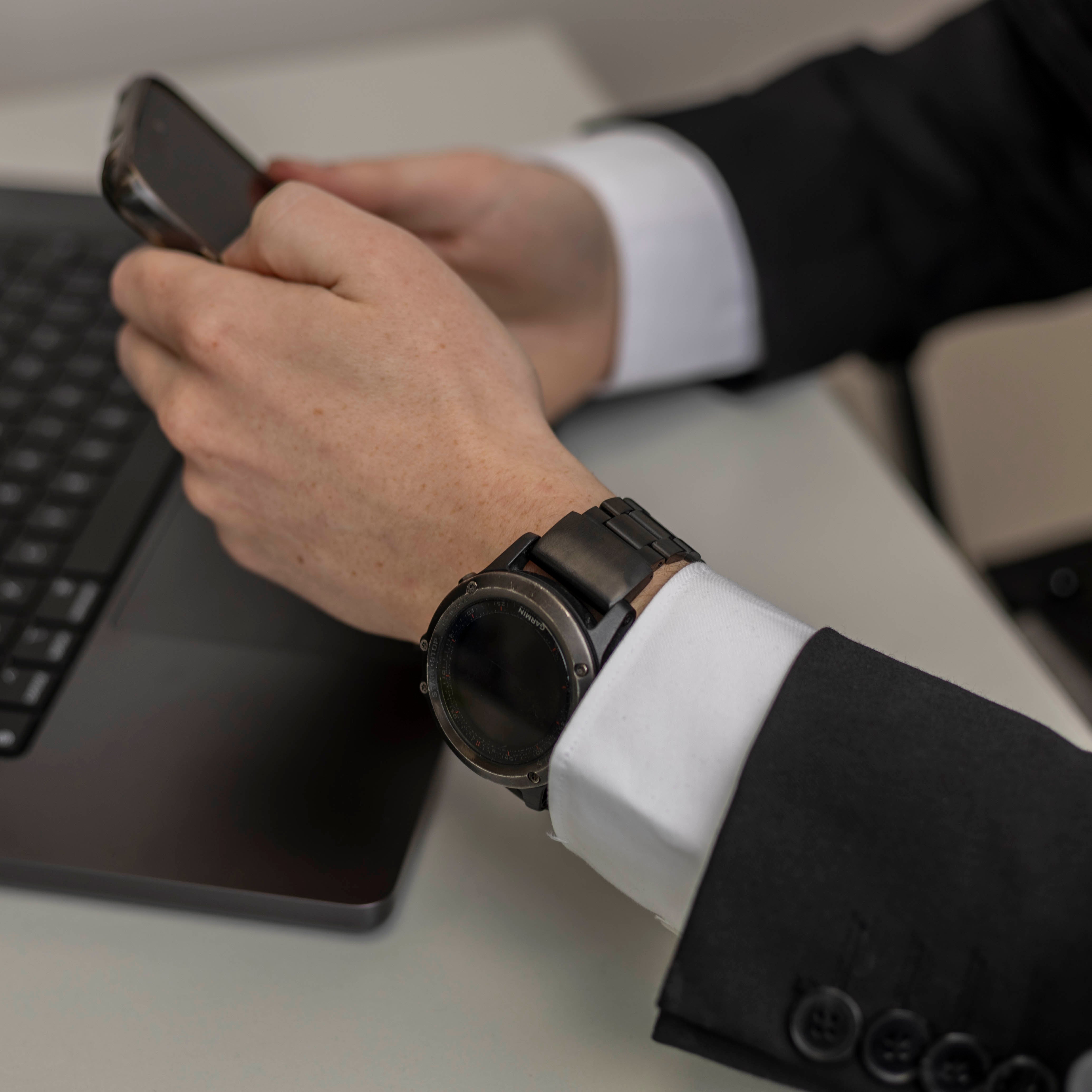 Bandz Garmin Fenix 7x Steel Strap 'Classic' (Black)