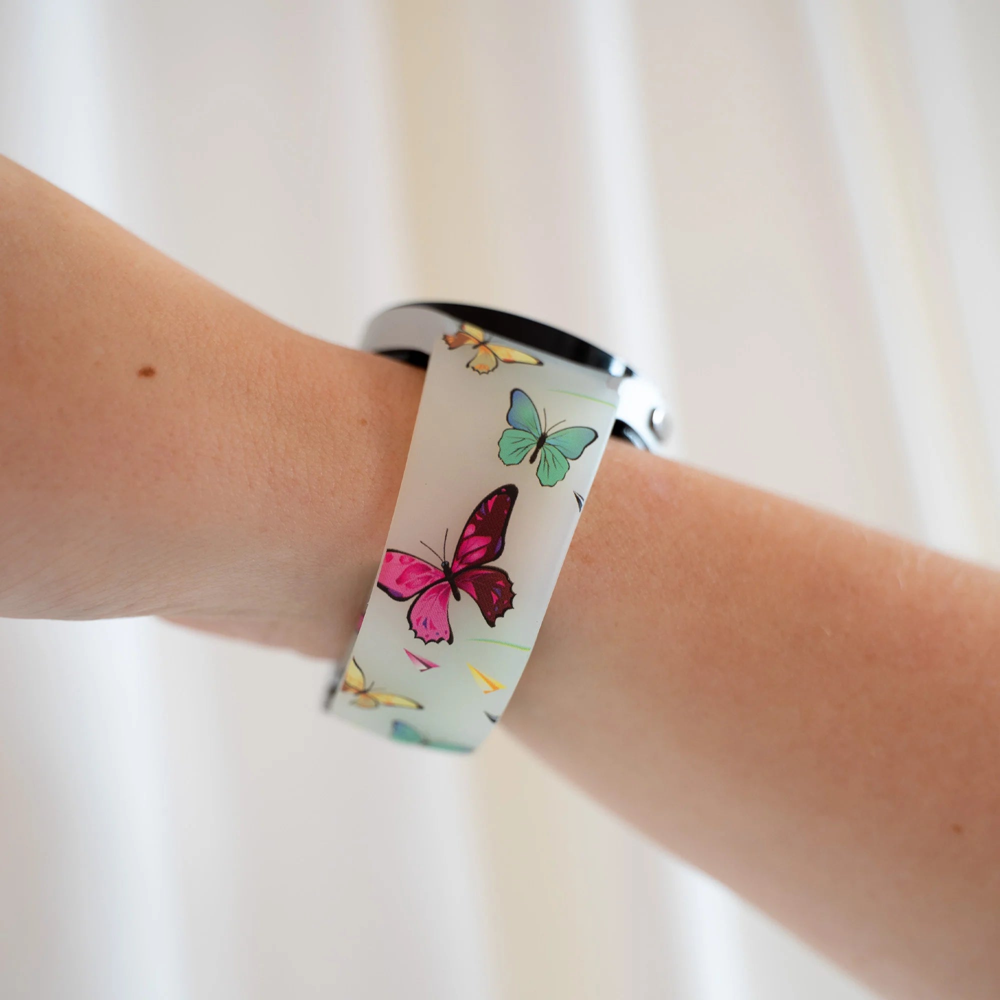 Luminous Butterfly Samsung Galaxy Watch 5 40mm Magnetic Strap