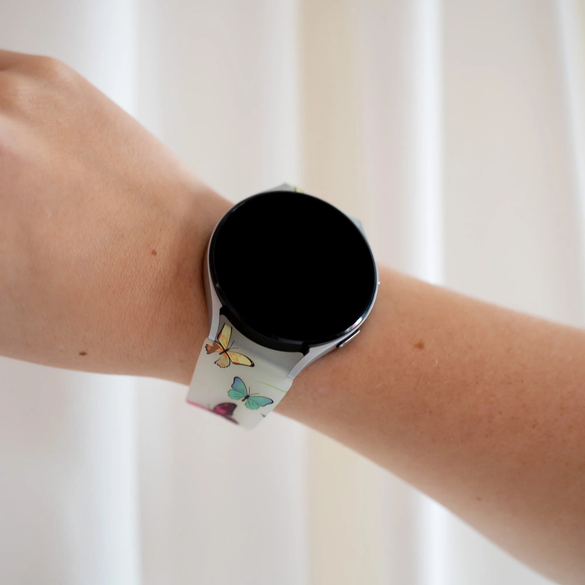 Luminous Butterfly Samsung Galaxy Watch 5 40mm Magnetic Strap