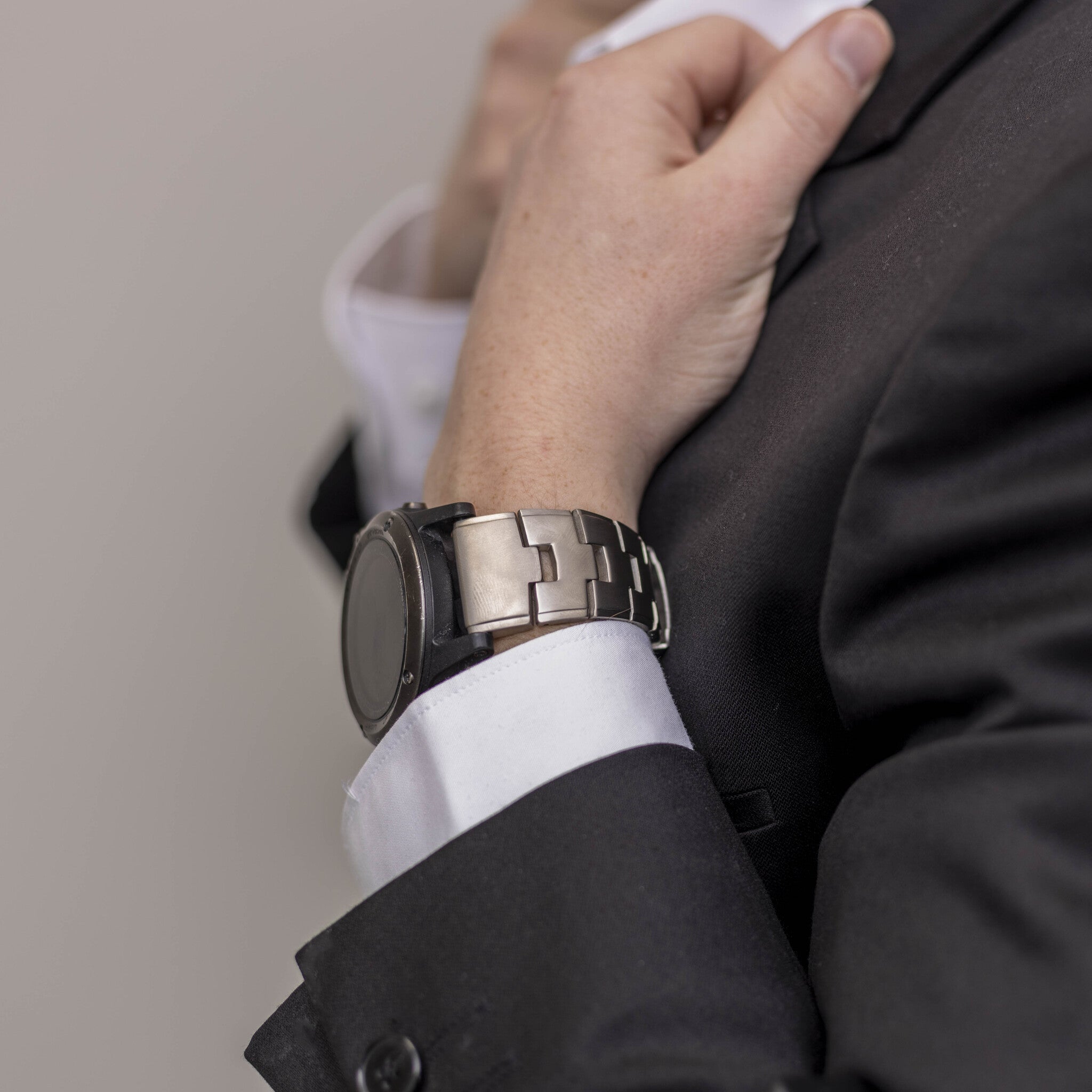 Garmin Descent MK1 Titanium Strap (Silver)