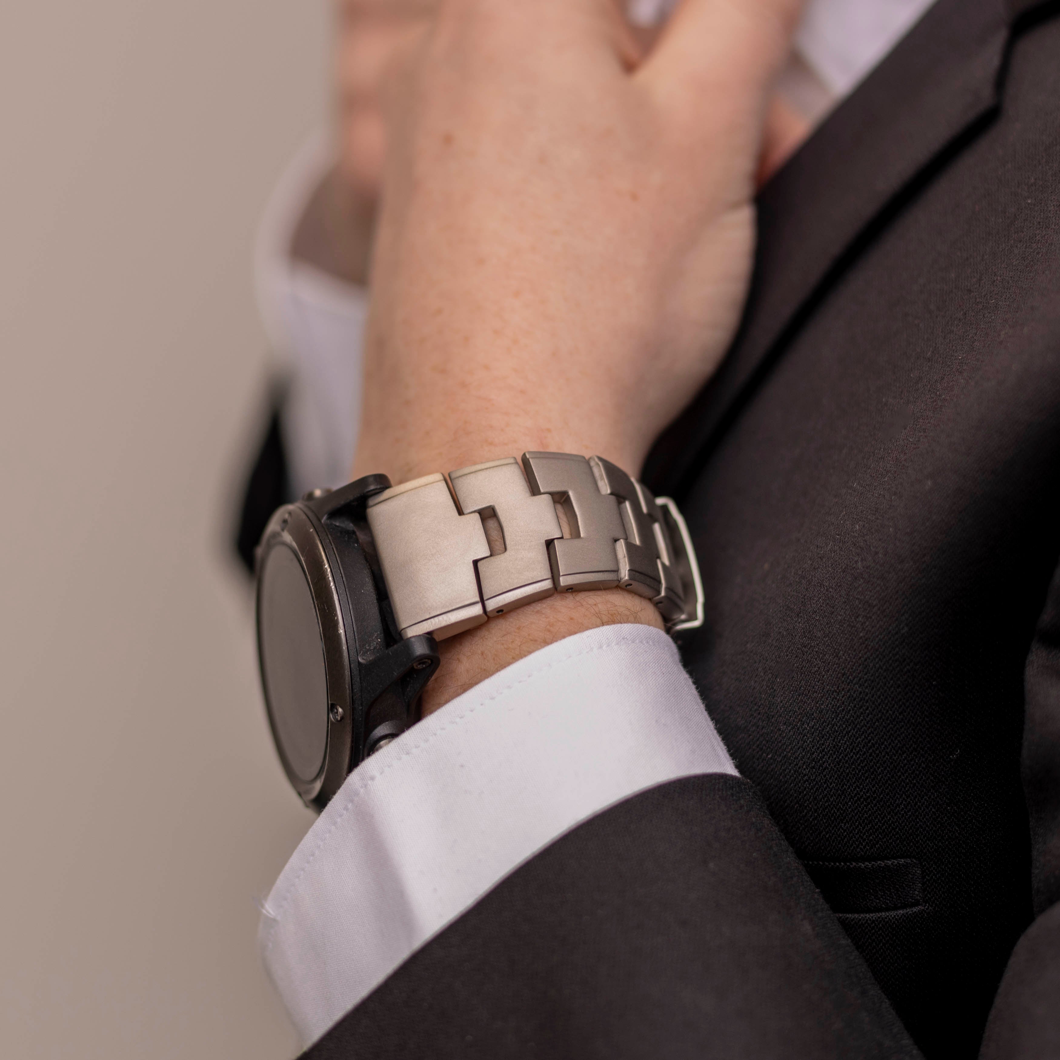 Garmin Epix Pro (Gen 2) 51mm Titanium Strap (Titanium)