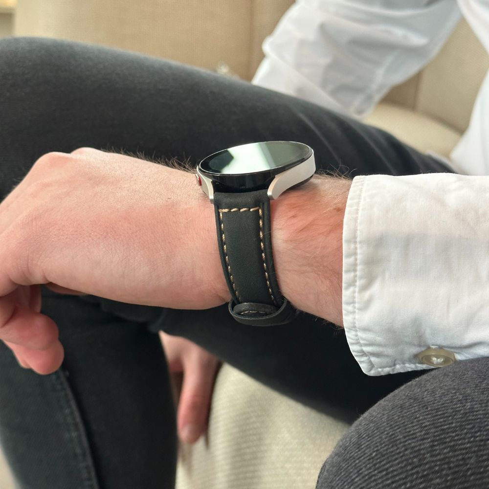 Fossil Gen 4 Explorist (HR) Leather Strap (Black)