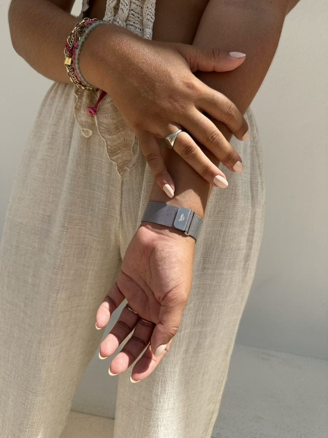 xoxo Wildhearts Apple Watch Milanese Armband (Silber)