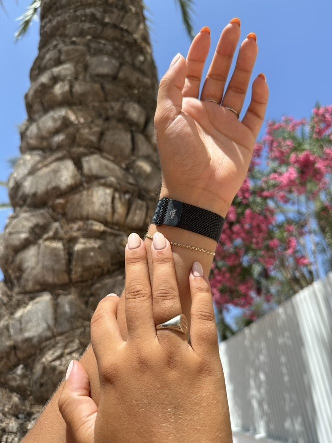 xoxo Wildhearts Apple Watch Milanese-Armband (Schwarz)