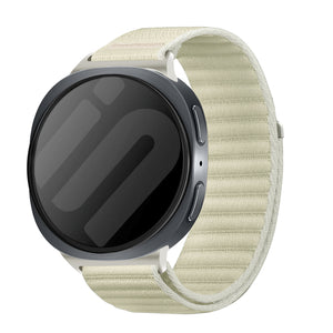  Samsung Galaxy Watch 8 - 44mm wave nylon bandje (sterrenlicht)