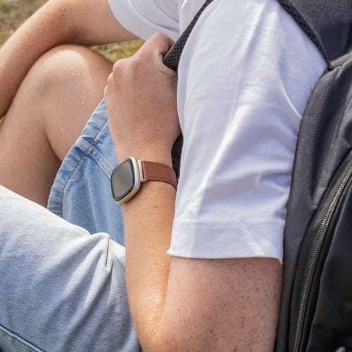 Fitbit Sense bandje leer (strak bruin)