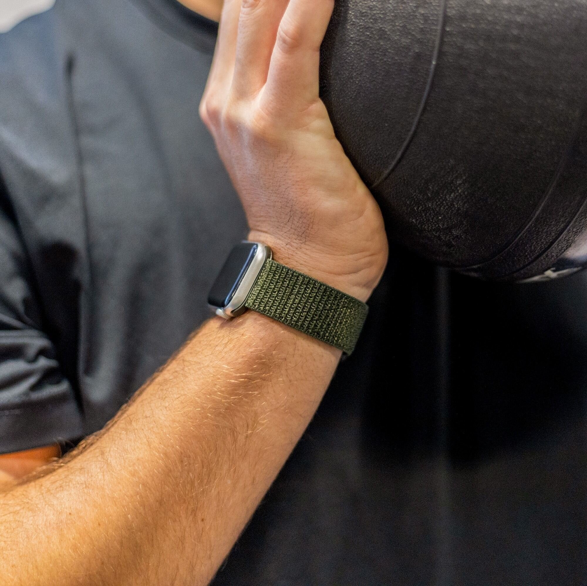 Apple Watch Nylon Loop Armband (Dunkelgrün)