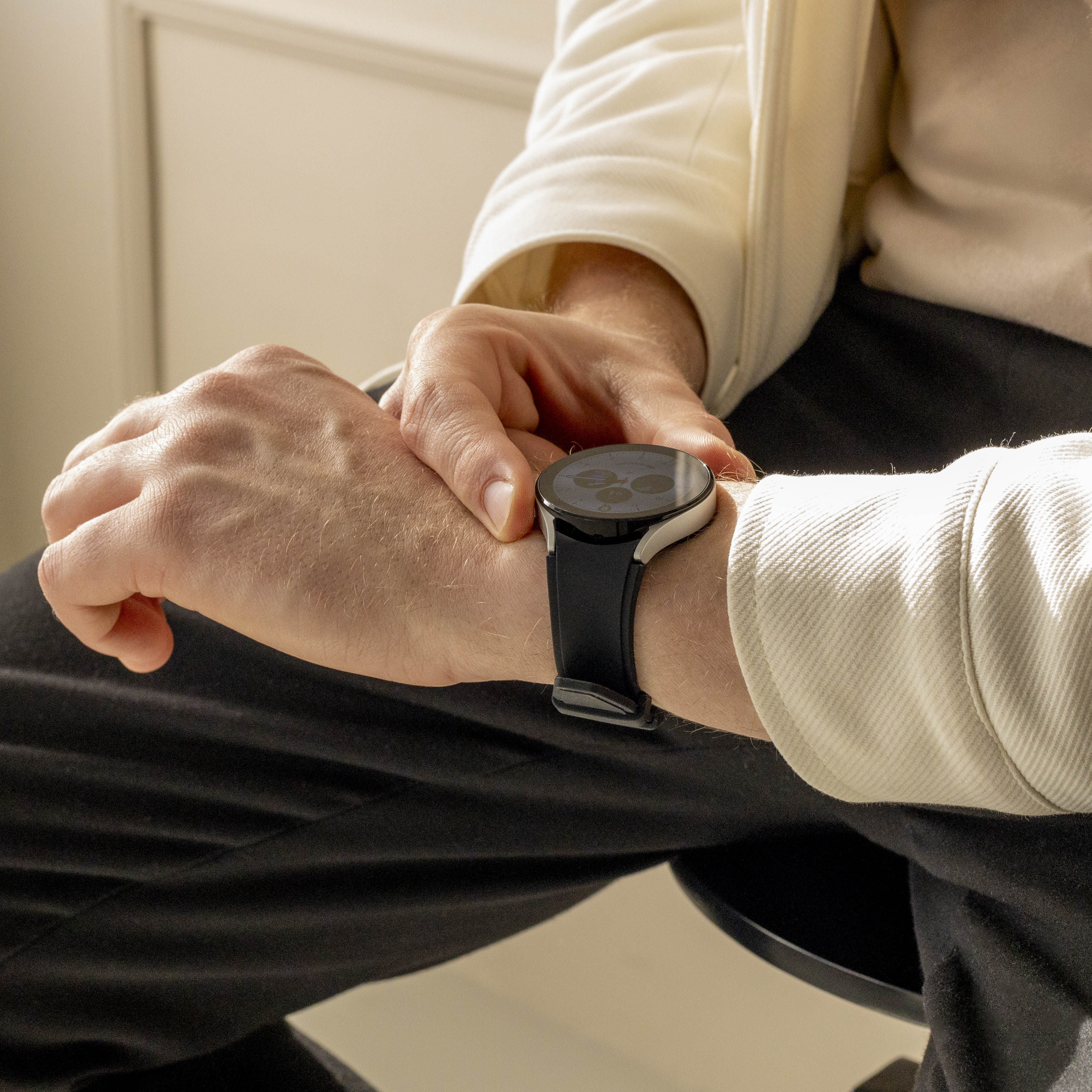 Samsung Galaxy Watch 4 - 44mm siliconen band (zwart)