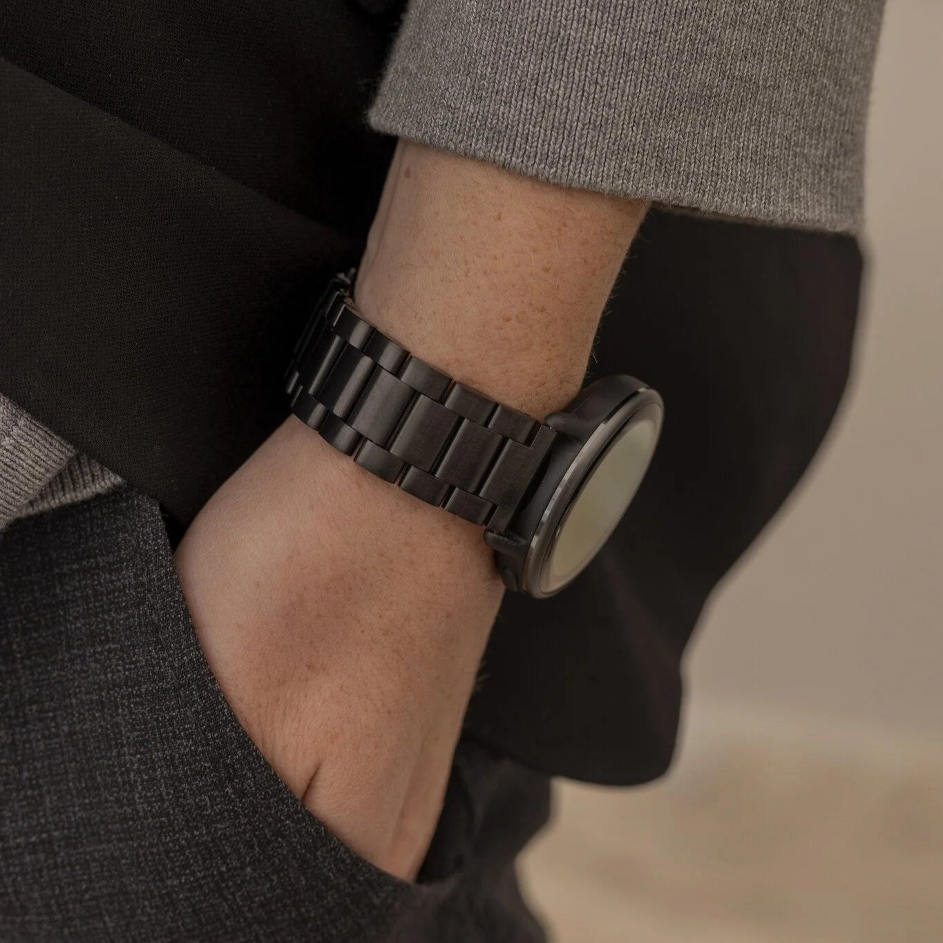 Samsung Galaxy Watch 7 - 44mm Steel Strap (Black)