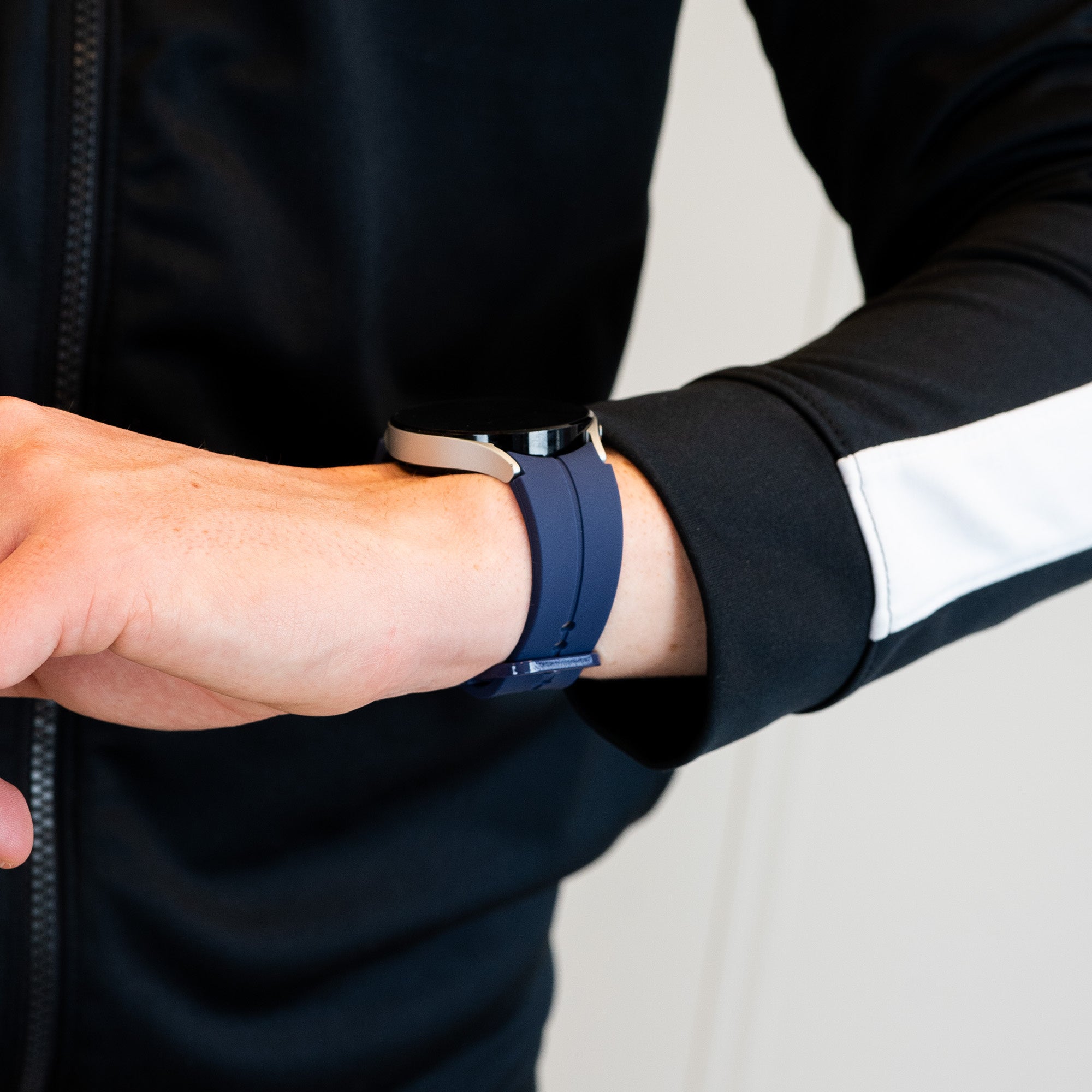 Bandz Samsung Galaxy Watch 5 Pro Silicone Strap 'Extreme' (Dark Blue)