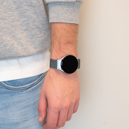 Bandz Samsung Galaxy Watch 6 Classic 47mm Milanese Loop Armband (Grau)
