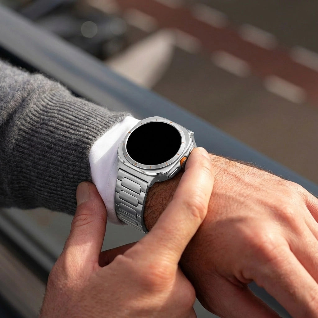 Bandz Samsung Galaxy Watch Ultra stalen band 'Classic' (zilver)