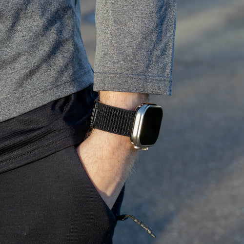 Bandz Correa nylon 'clásico' con P-buckle Apple Watch (negra)