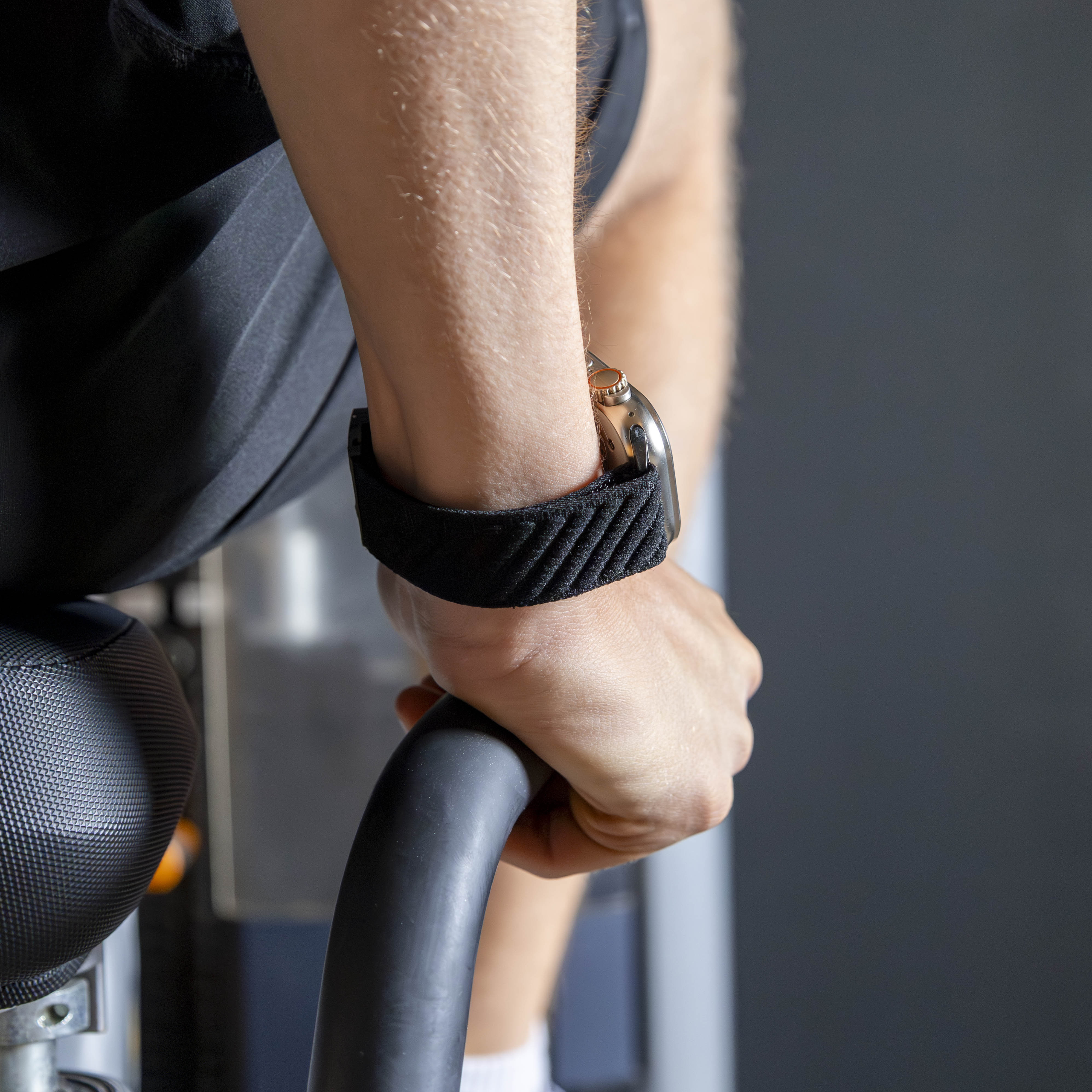 Bandz Apple Watch Nylon Band 'Wave' mit P-Schnalle (Schwarz)