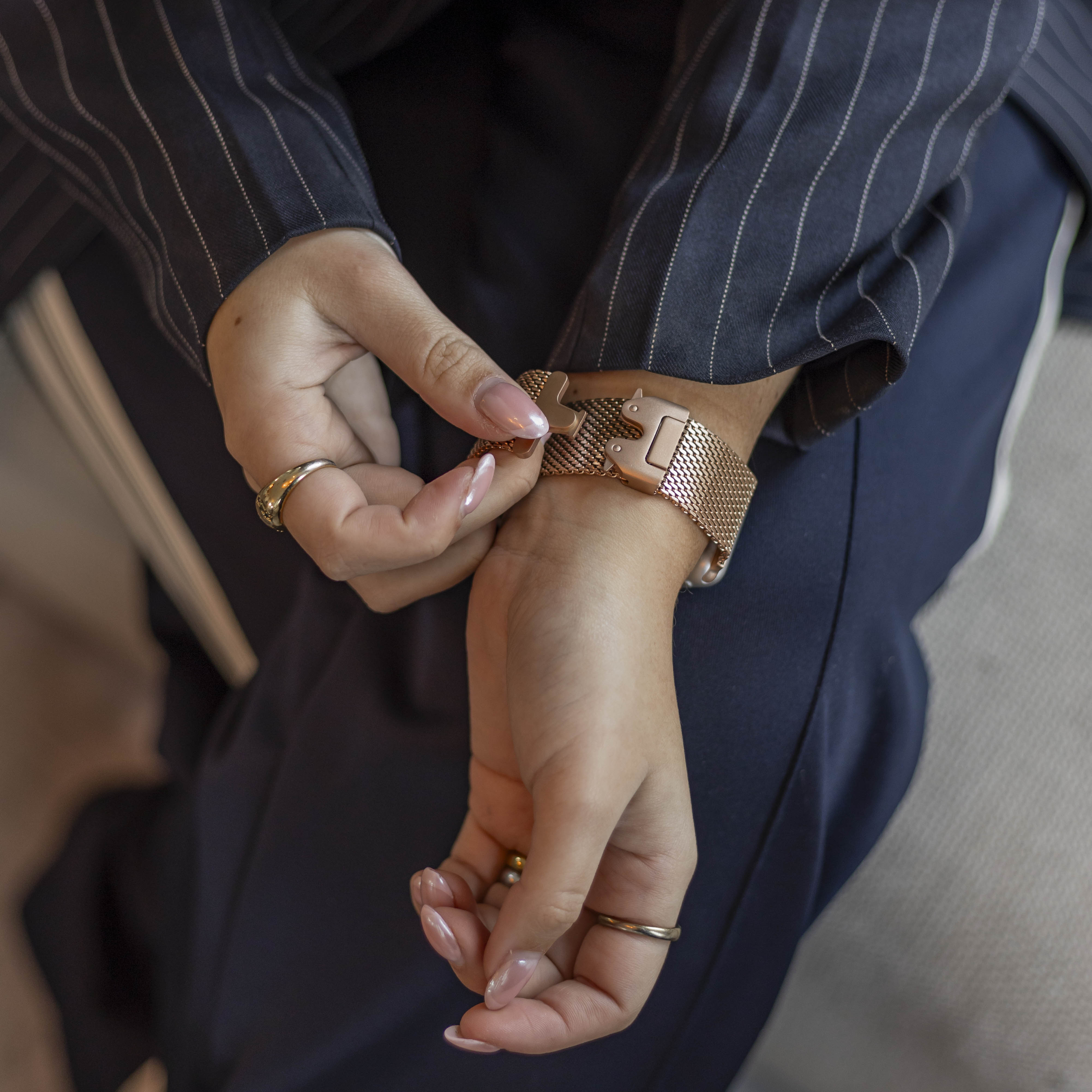 Bandz Correa Milanesa Loop con P-buckle Apple Watch (oro rosa)