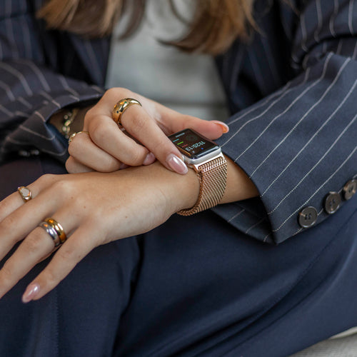 Bandz Apple Watch Ultra Milanese loop band met P-buckle (roségoud)
