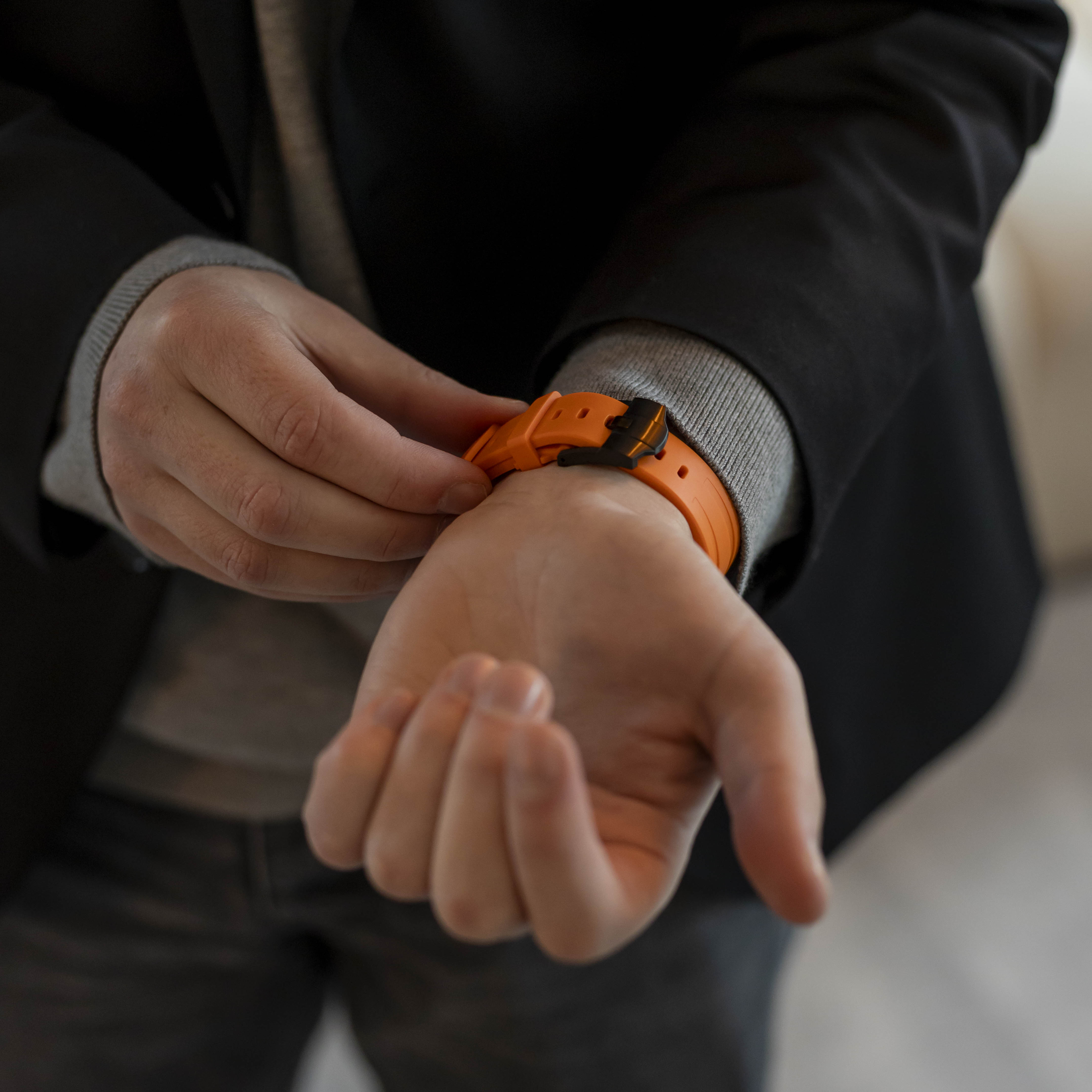 Bandz Correa silicona 'Luxe Liquid' Samsung Galaxy Watch Ultra (naranja con negra)