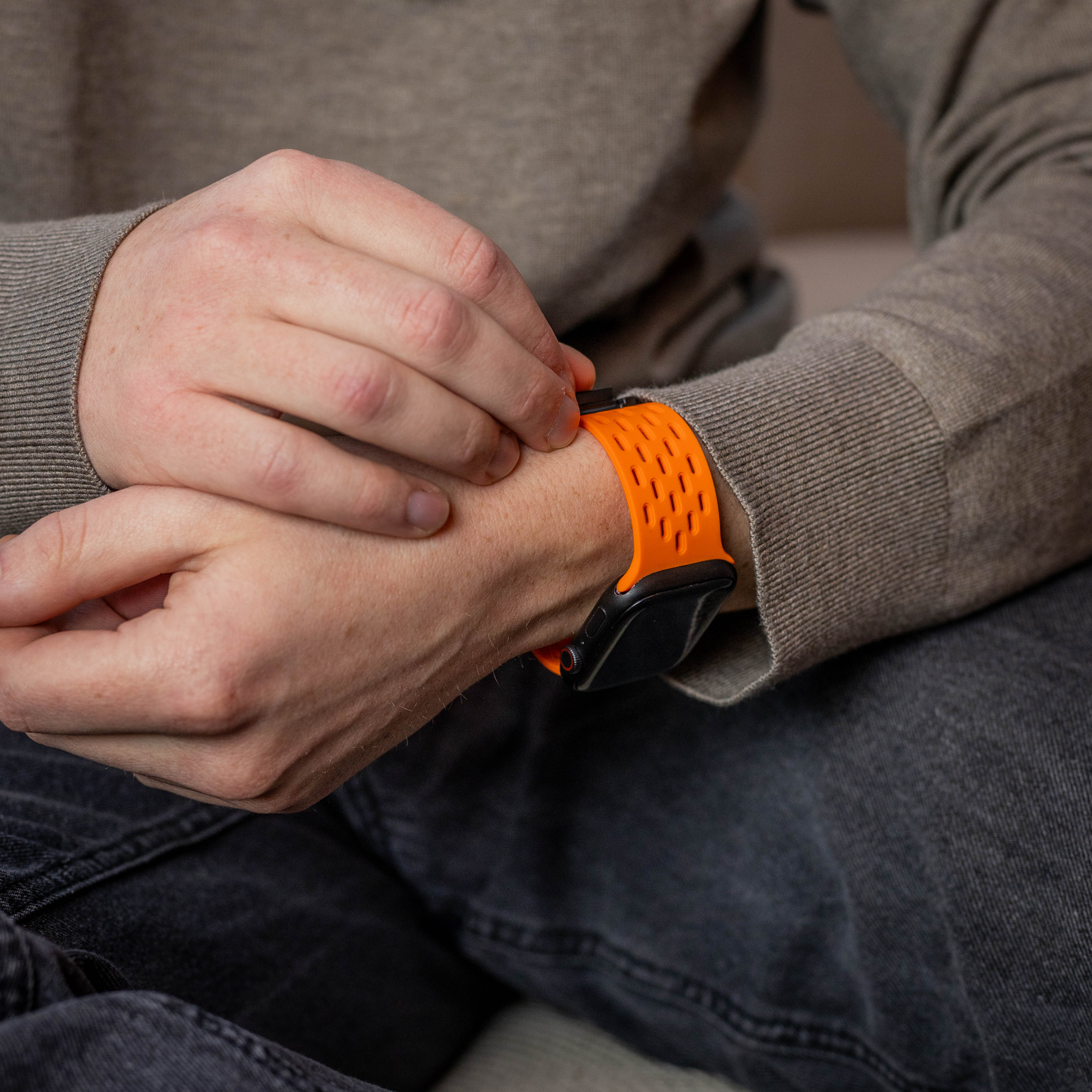 Apple Watch Silikonarmband mit P-Schnalle (Orange)