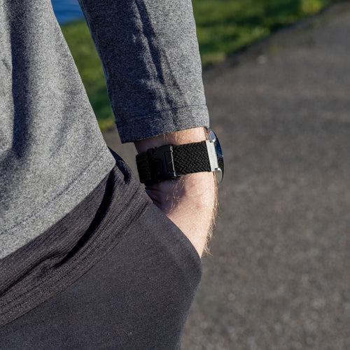 Bracelet tissé avec boucle Garmin Forerunner 245 (noir)
