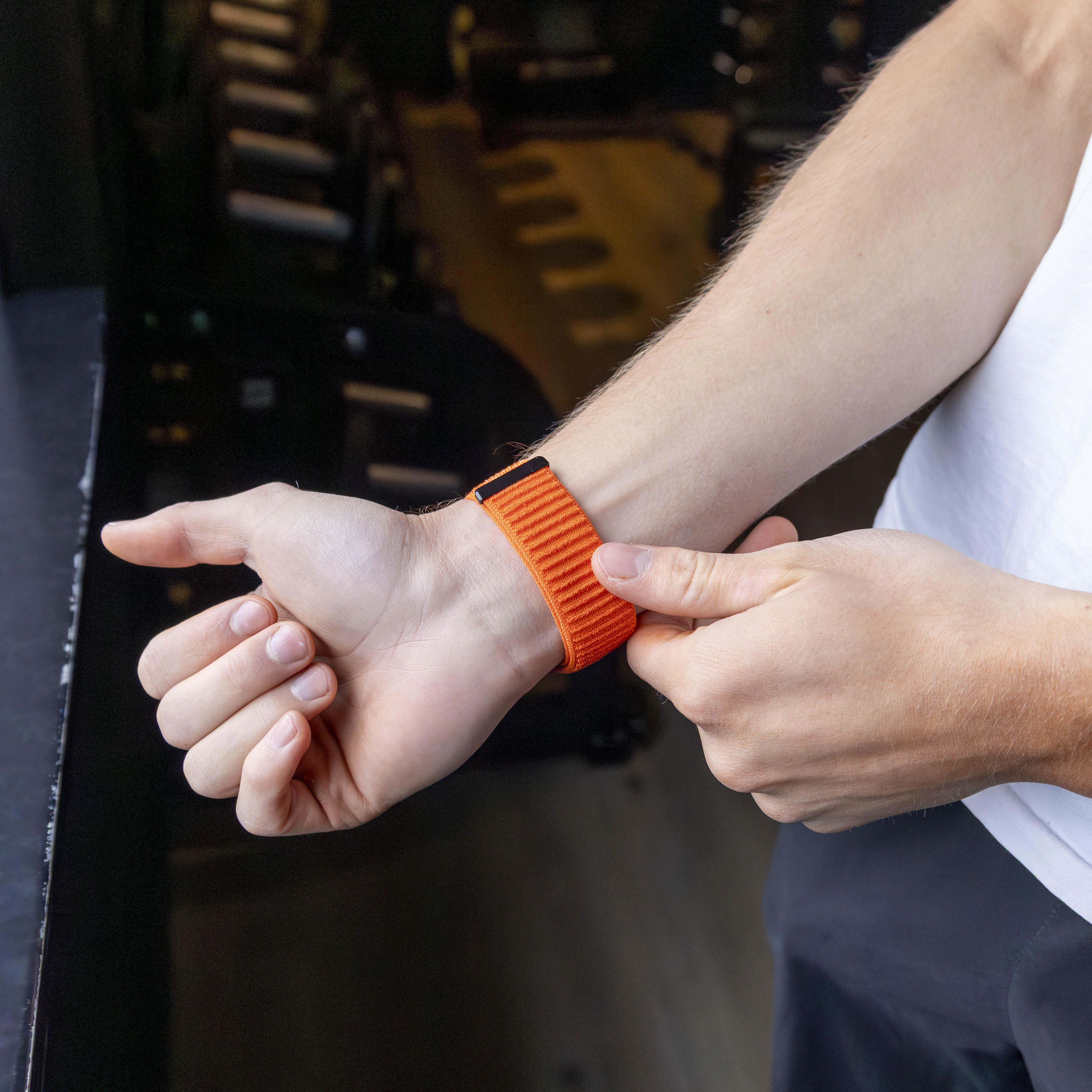 Strap-it Apple Watch Wave Nylonarmband (Orange)