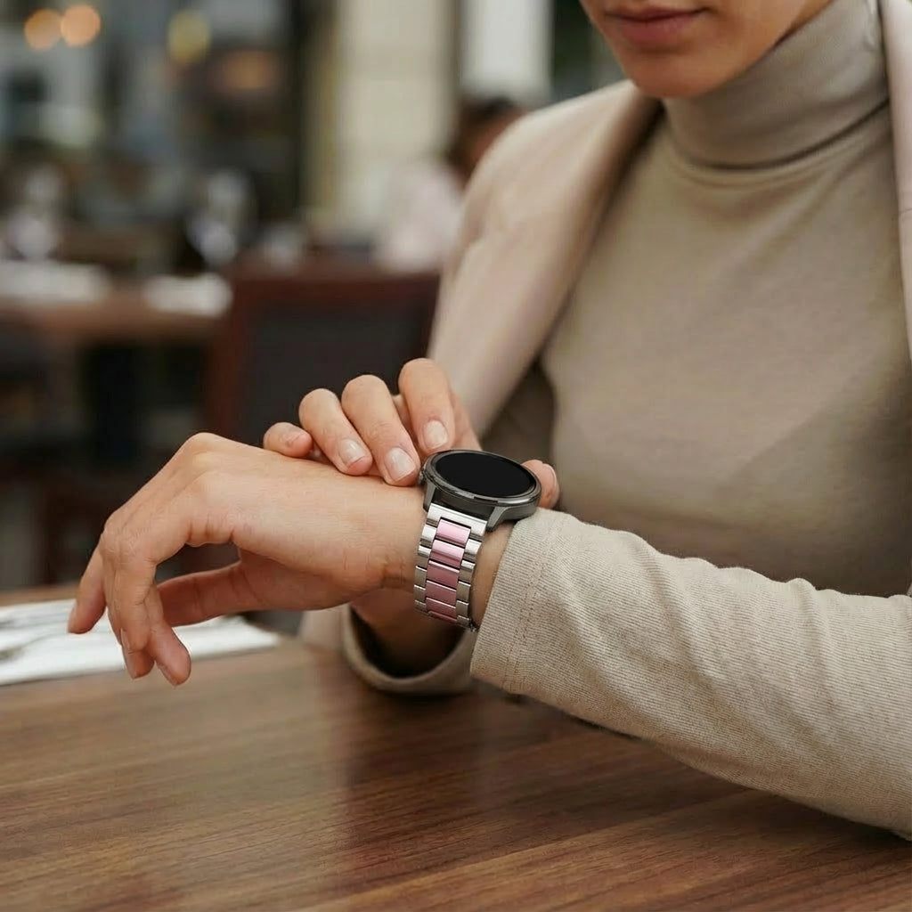 Bandz Garmin Forerunner 265s Steel Strap 'Classic' (Silver/Pink)