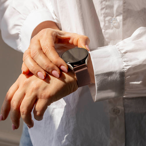 Samsung Galaxy Watch 5 40mm Milanese Strap (Pink)