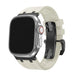 BALR Apple Watch Ultra liquid siliconen band (beige/zwart)