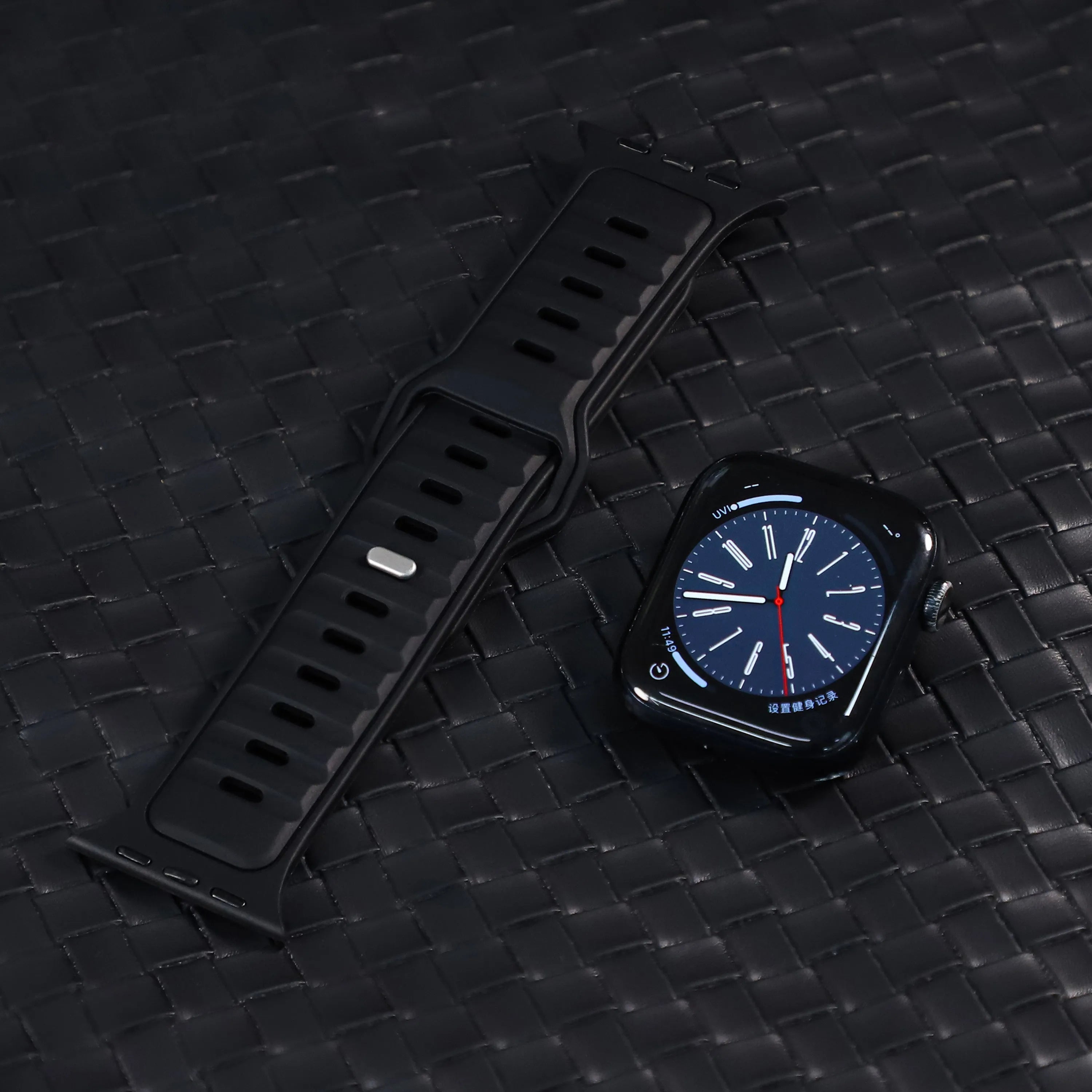 Apple Watch Premium Outdoor Silicone Strap (Black/Black)