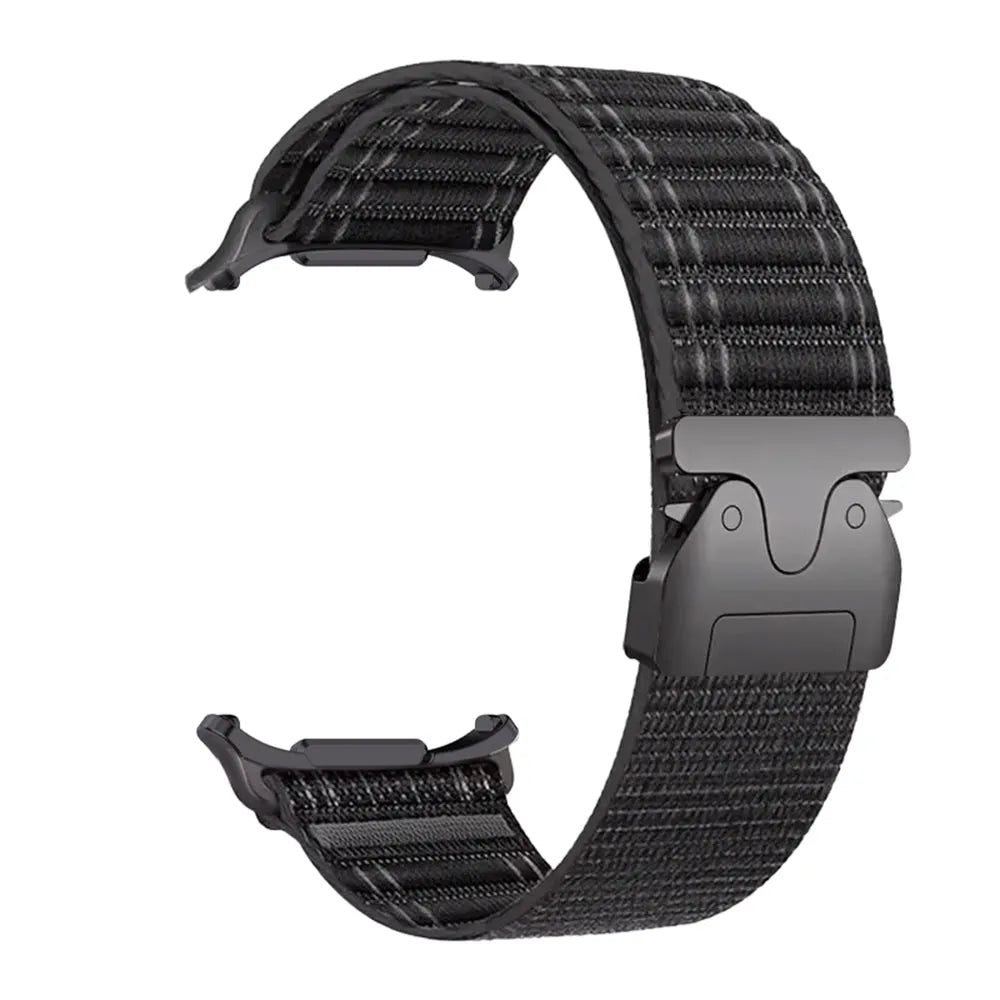 Wave Nylon Strap P-Buckle, black, without a watch, 3/4 front view