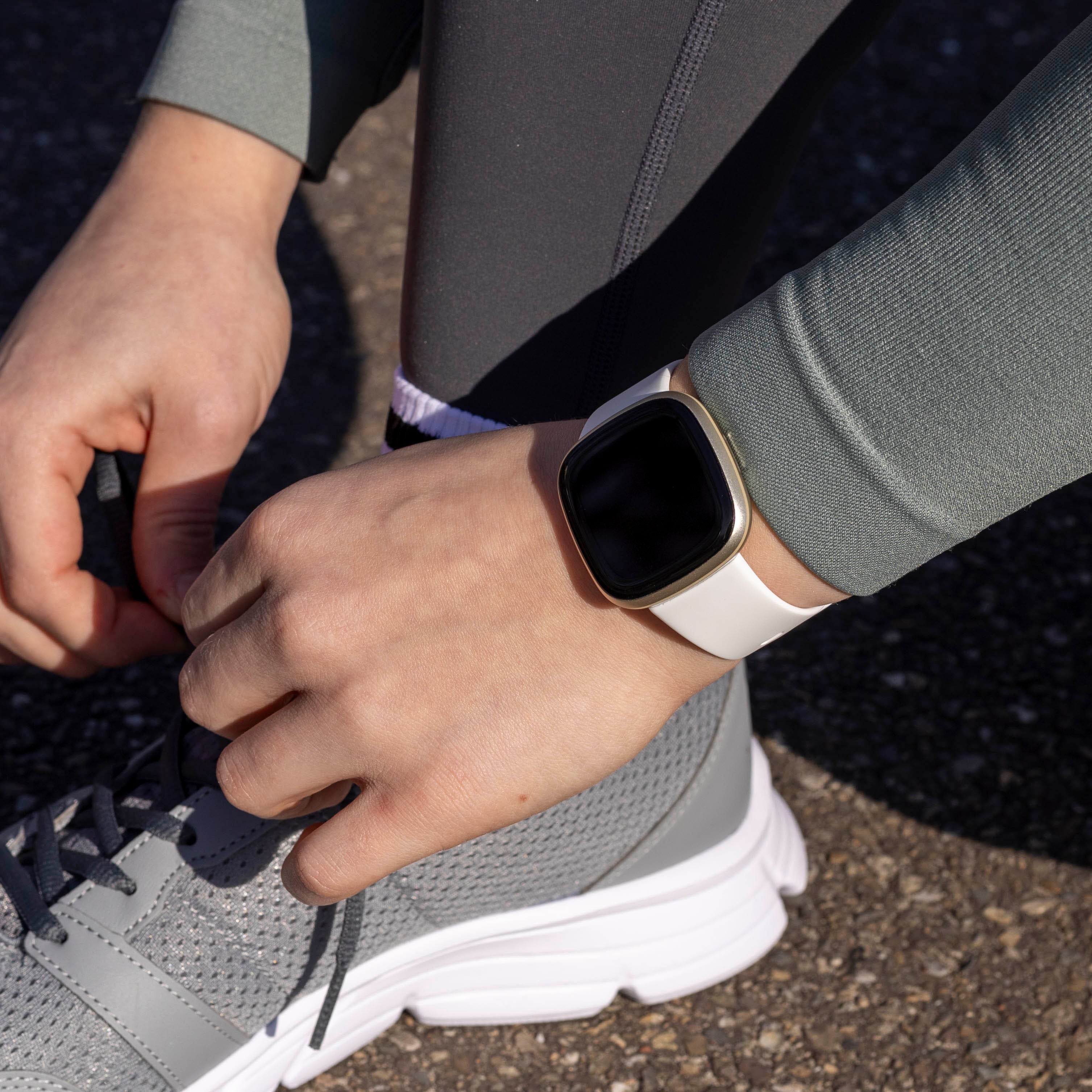 Correa silicona clásica Fitbit Sense 2 (blanco)