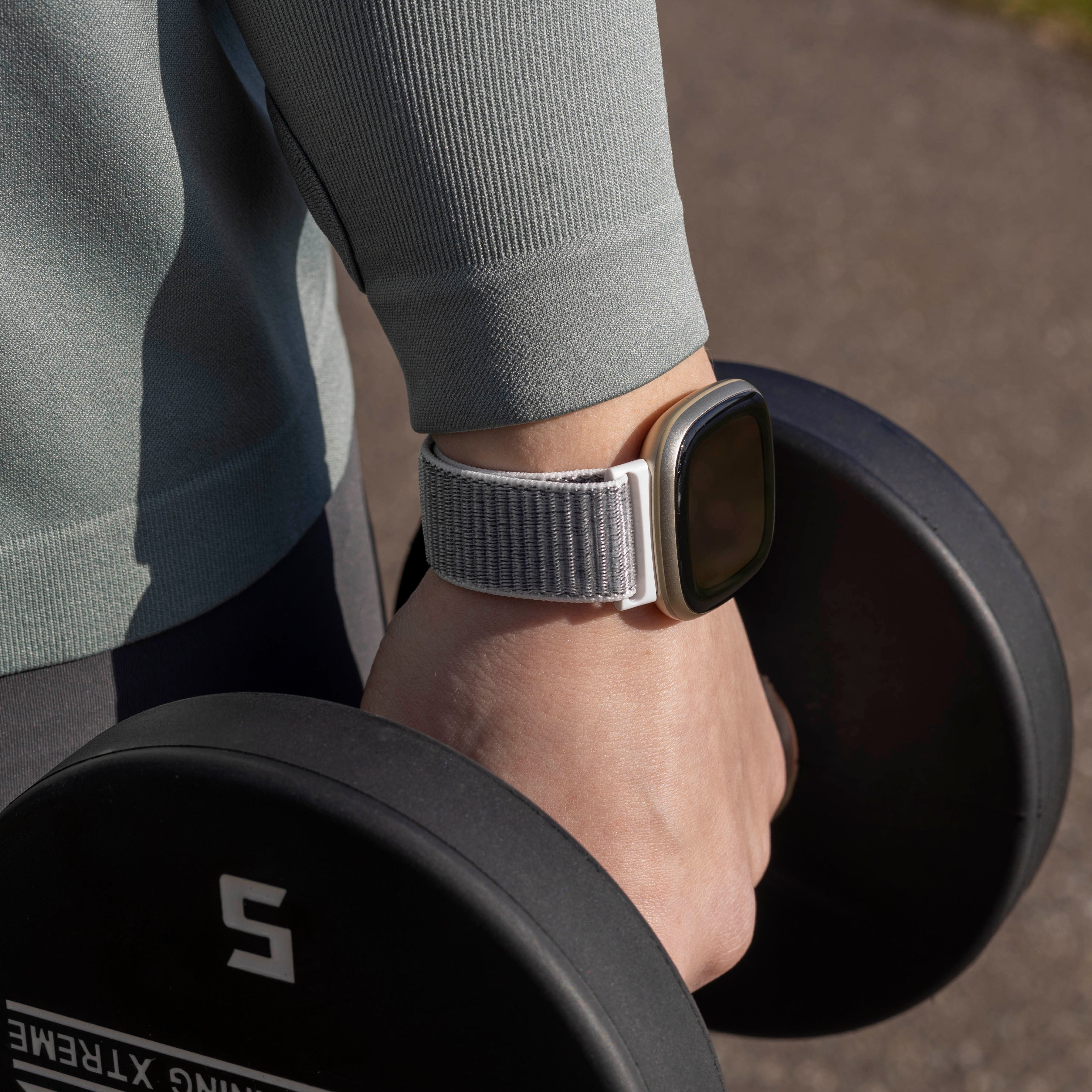 Correa nylon Fitbit Versa 3 (gris)