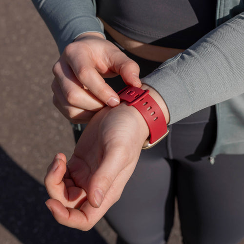 Bracelet silicone classique Fitbit Sense 2 (vin rouge)
