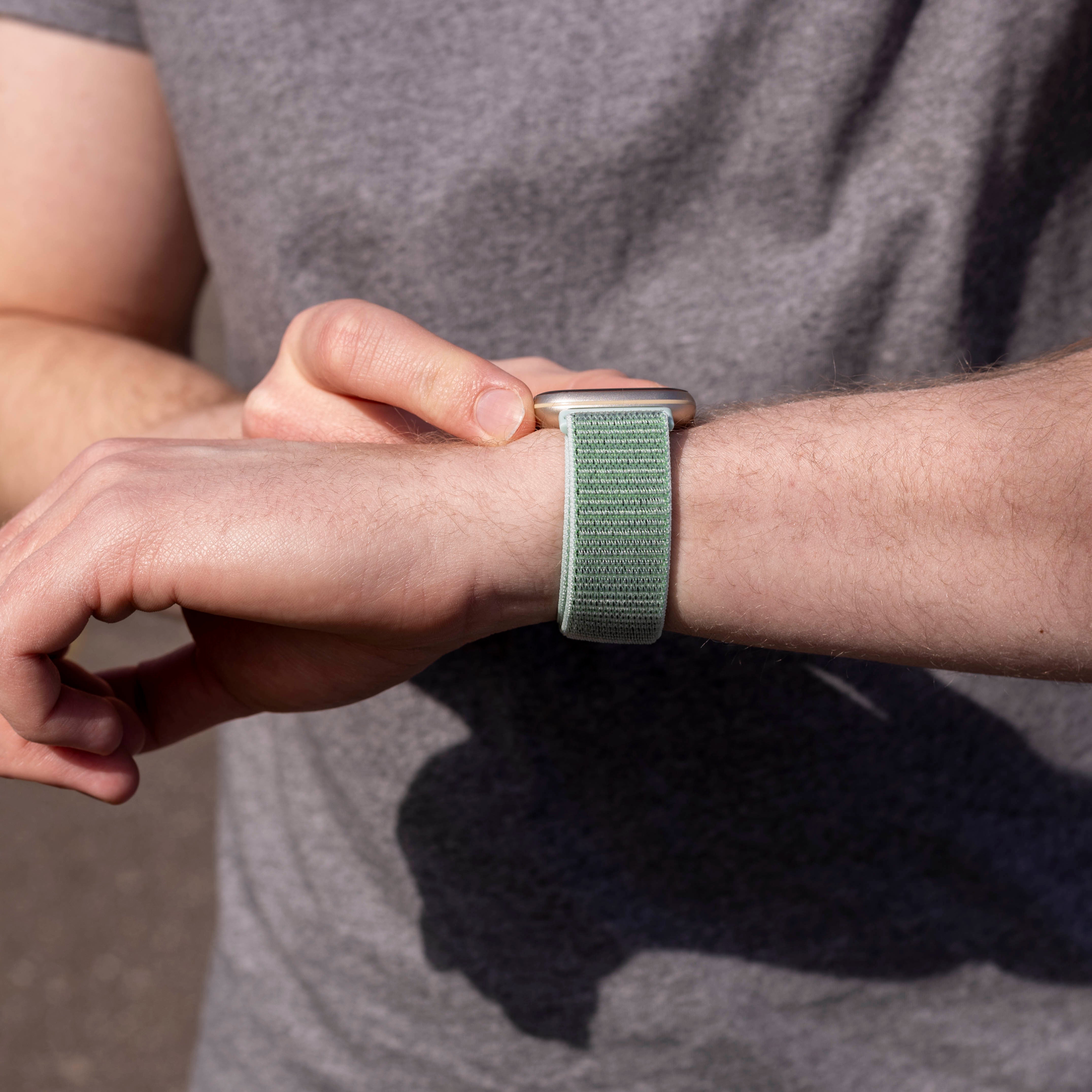 Correa nylon Fitbit Versa 3 (verde menta)