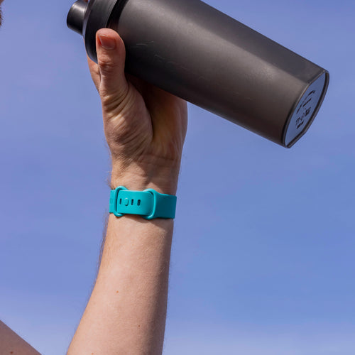 Fitbit Versa 4 siliconen classic bandje (aqua)