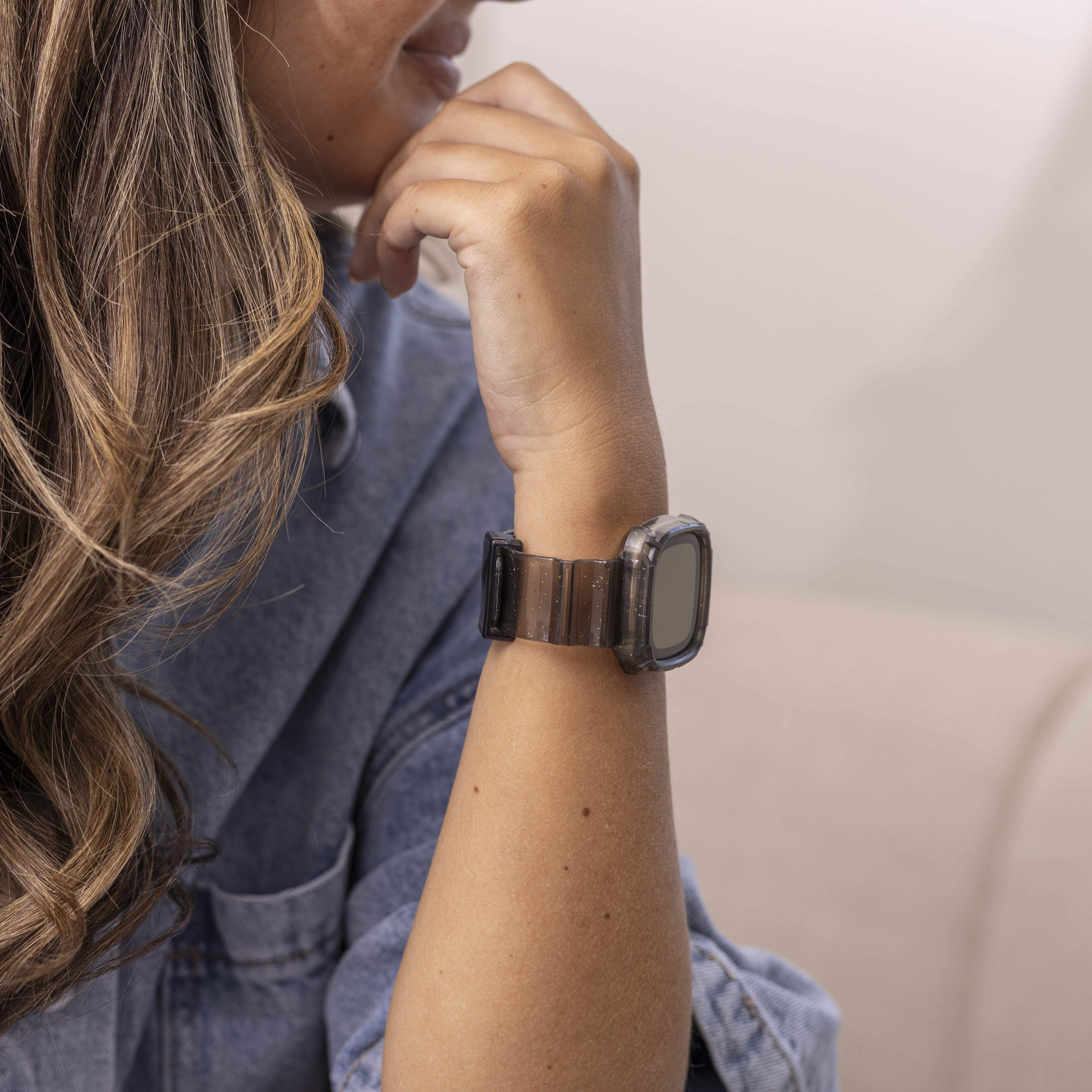 Correa cristal con marco Fitbit Versa 3 (negro transparente)