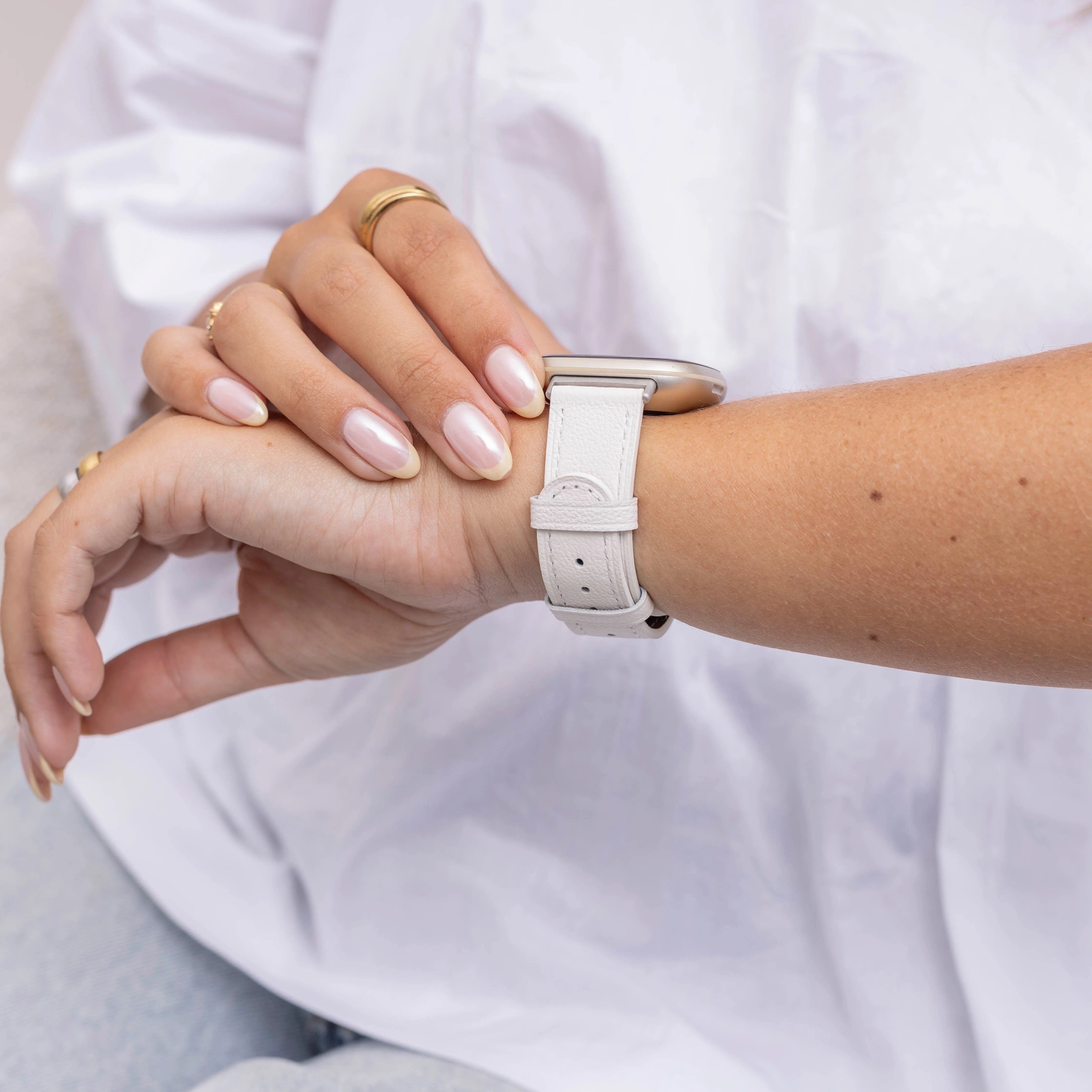 Fitbit Sense Lederarmband (Weiß)