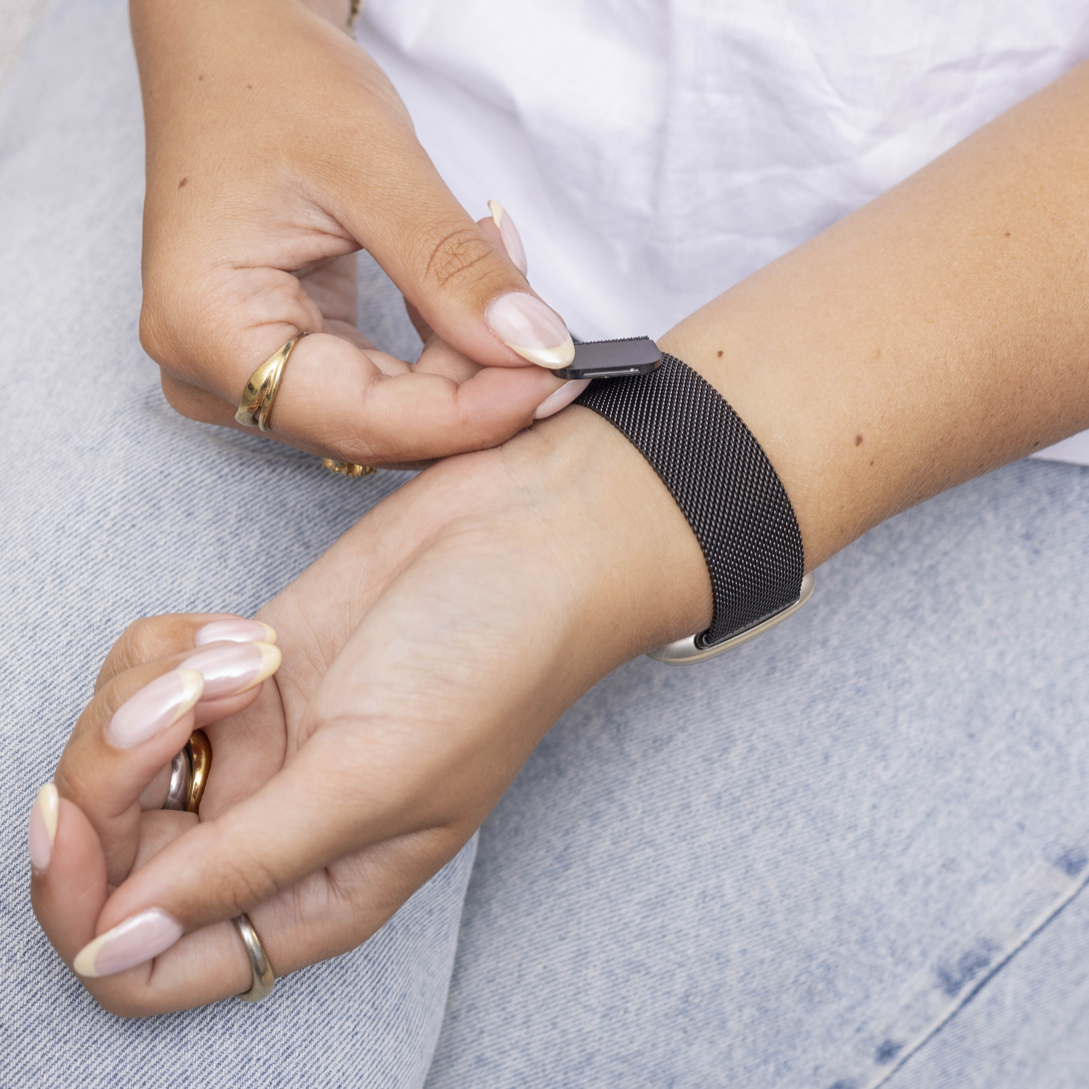 Correa milanesa Fitbit Sense (negra)