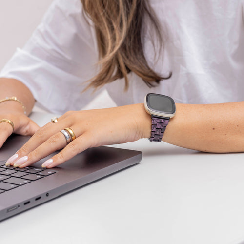 Fitbit Sense Harzarmband (Schwarz/Lila)