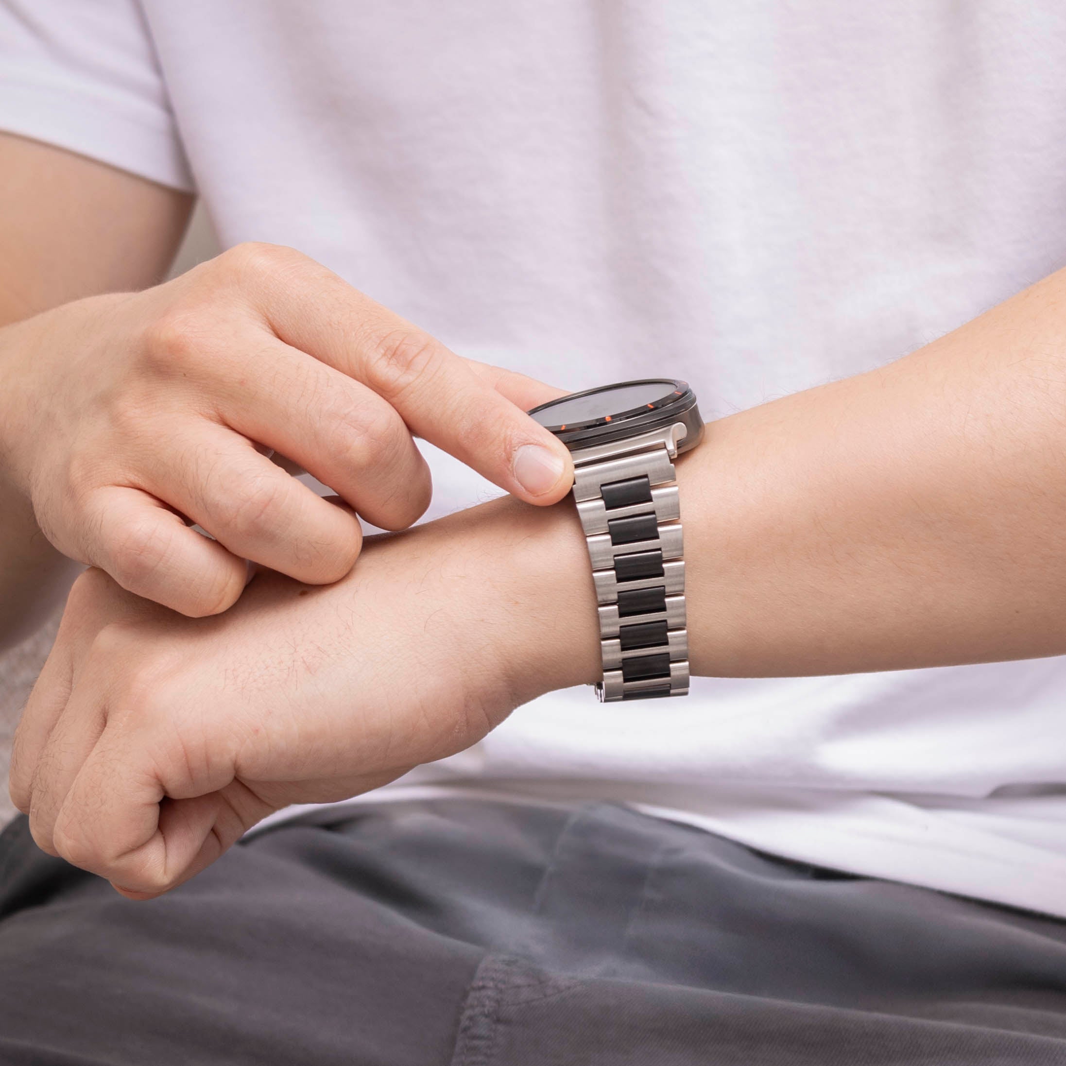 Bandz Samsung Galaxy Watch Ultra Stahlgliederband 'Deluxe' (Silber/Schwarz)