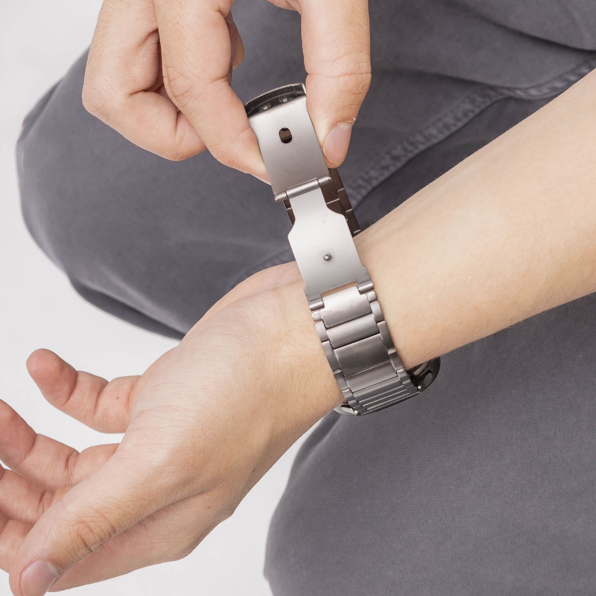 Bandz Samsung Galaxy Watch Ultra Titan Armband 'Classic' (Graphit)