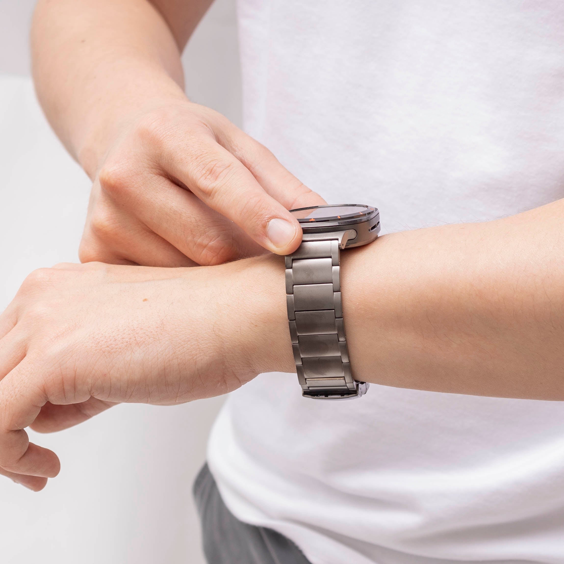 Bandz Samsung Galaxy Watch Ultra Titan Armband 'Classic' (Graphit)