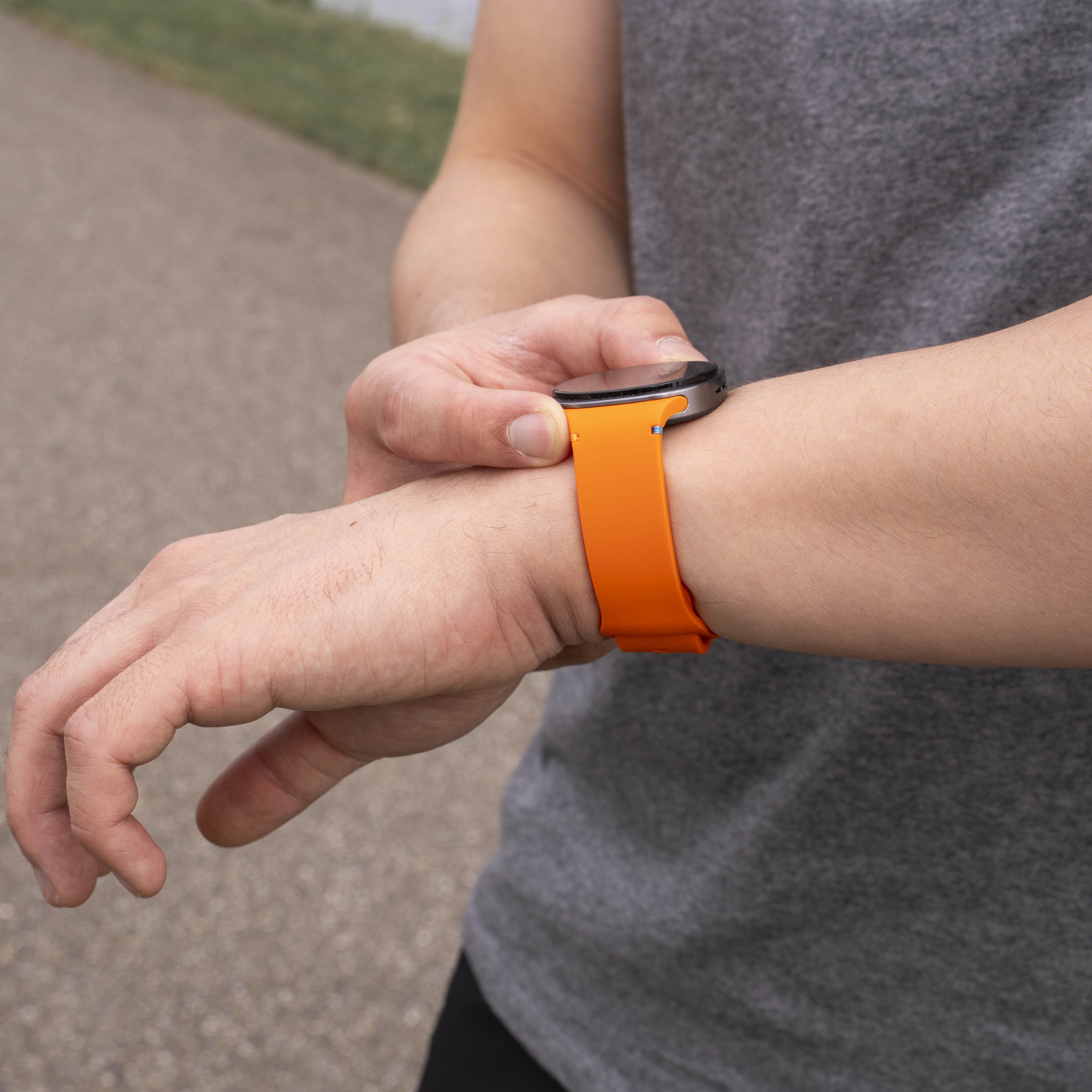 Samsung Galaxy Watch 8 - 40 mm Silikonarmband (Orange)
