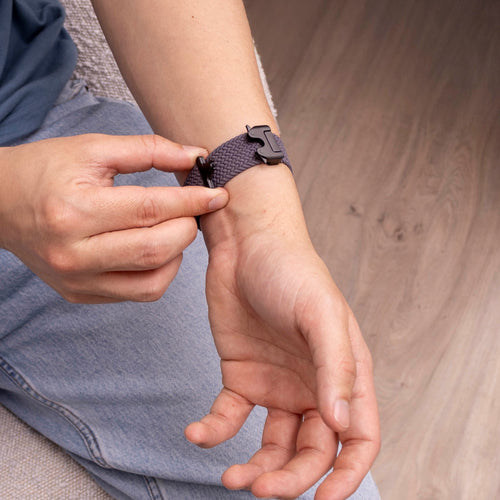 Bracelet tissu avec boucle Samsung Galaxy Watch 8 Classic (gris foncé)